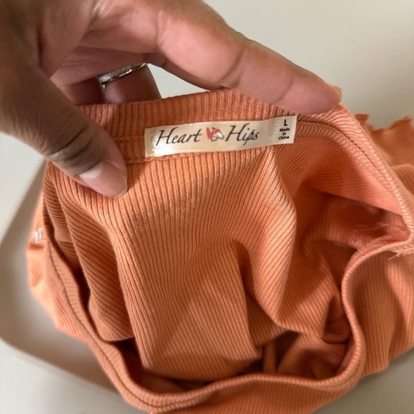 Heart Hips Tee Y2K Style Cropped Embroidered Butterfly Lettuce Hem Orange Large - Picture 4 of 5